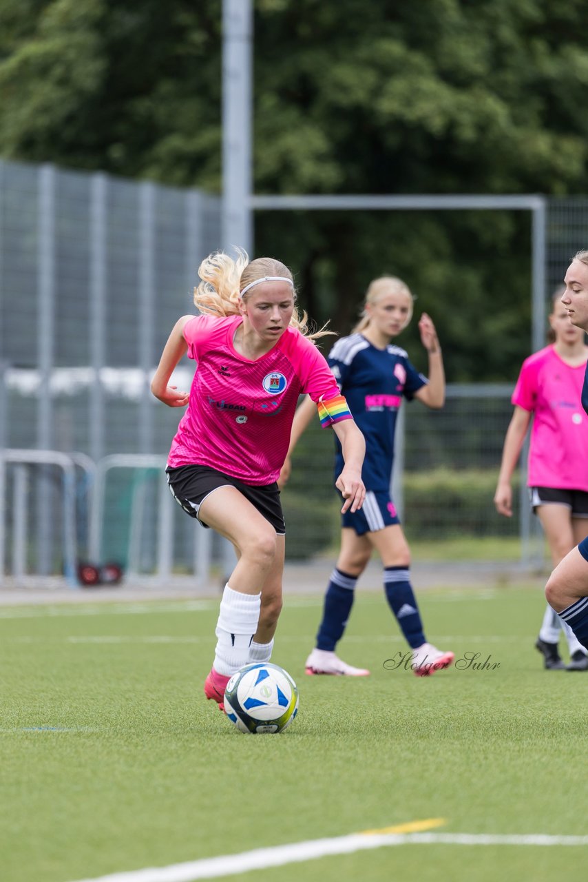 Bild 149 - wCJ Osterroenfelder TSV - VfL Pinneberg : Ergebnis: 0:15